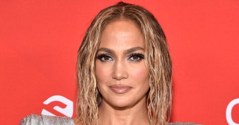 Jennifer Lopez Shuts Down Troll’s Botox Claims on Instagram