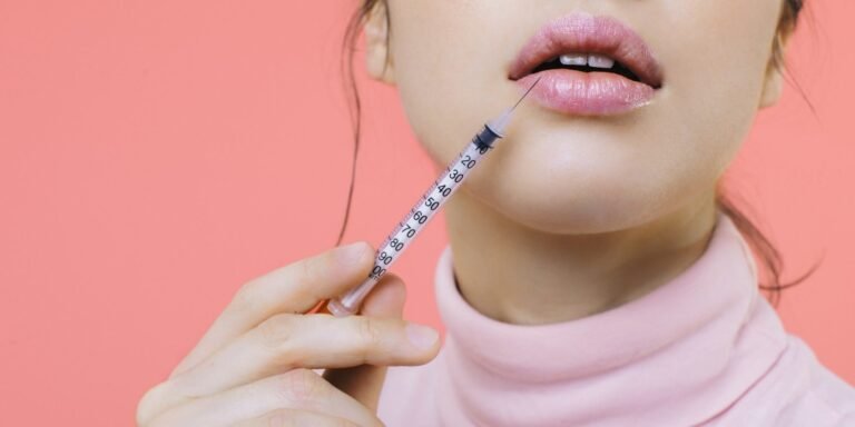 People Are Using DIY Filler Pens to Inject Themselves At Home