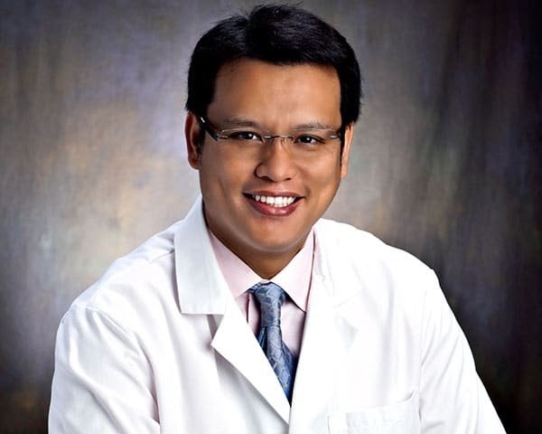 Kongkrit Chaiyasate, MD, FACS, a Plastic Surgeon with the Center of Aesthetic and Reconstructive Surgery