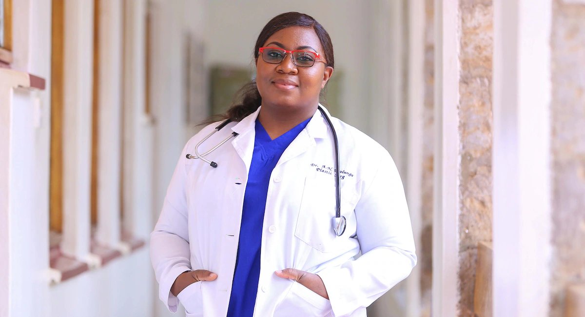 Dr Amanda Nang’andu: Zambia’s first female plastic surgeon ▷ Kenya News