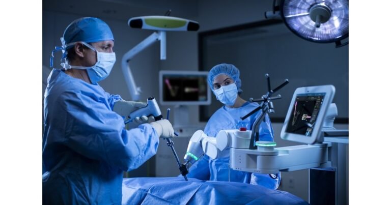 CRYSTAL CLINIC ORTHOPAEDIC CENTER PIONEERS ROBOTIC GUIDANCE SYSTEM IN SPINE SURGERY