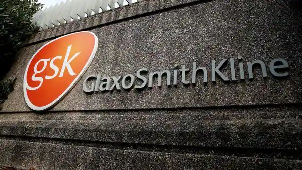 Glaxo to curb drugstore staples in Russia as it walks ethical tightrope