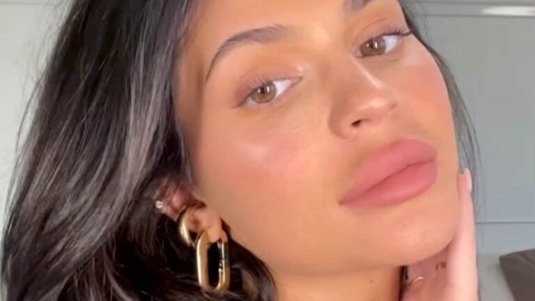 Kylie Jenner shares glam new video but fans think she’s had Botox & more lip fillers as star looks ‘totally different’