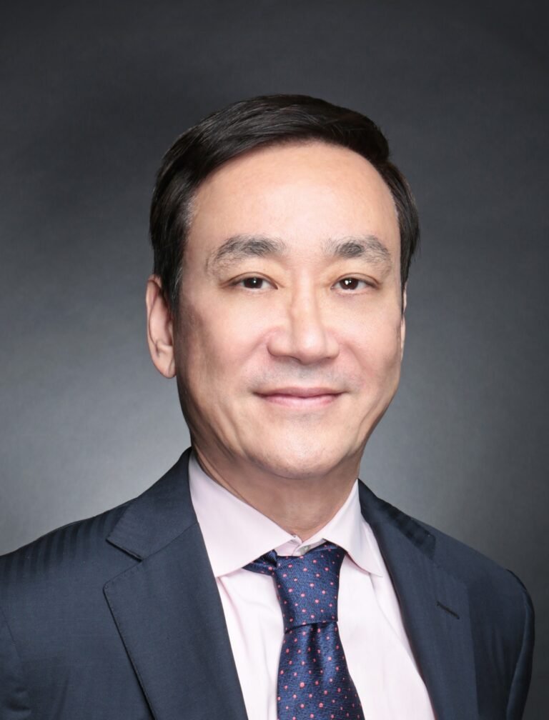 Dr. Charles Lee: Surgical Innovator Sharing Digital Creations
