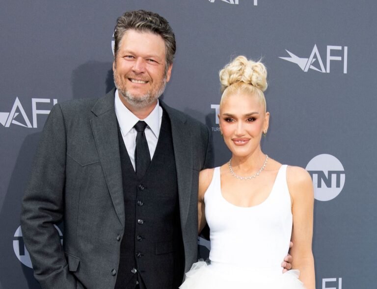 Dubious Source Says Blake Shelton Supposedly Begging Gwen Stefani To Stop Getting Plastic Surgery