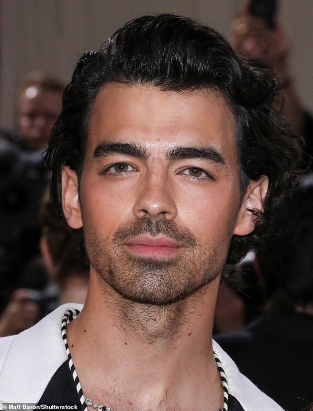 Joe Jonas and other male celebrities who admit to getting cosmetic procedures