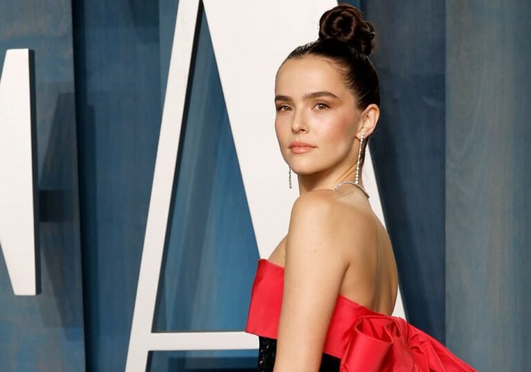 Zoey Deutch Says She Tried Botox to Treat Excessive Sweating