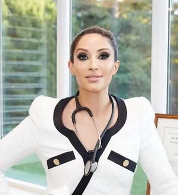 ‘Queen of Botox’ cleared to work after probe