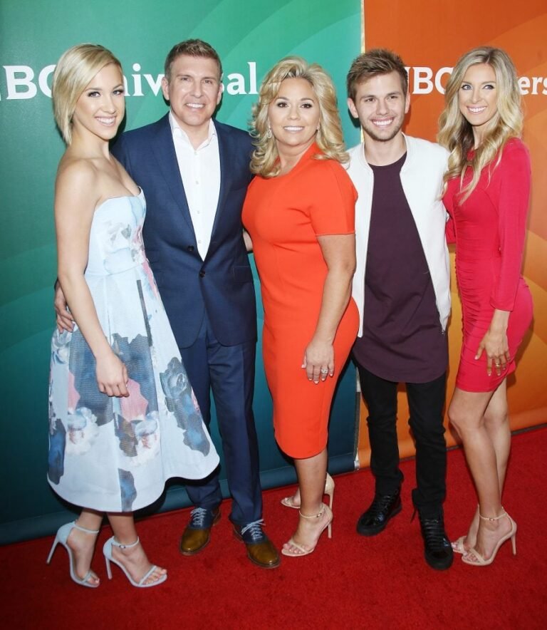 Chrisley Knows Best Star Savannah Chrisley Says She’s “Grieving” For People “Still Alive” Before Her Parents Head To Jail