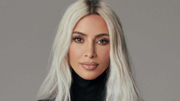 Kardashian fans left stunned as Kim looks completely unrecognizable in resurfaced photo & wish star stayed ‘natural’